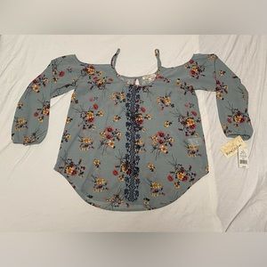 Rewind Floral Off the Shoulder Blouse